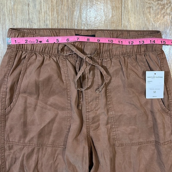 NWT Sanctuary Tencel Joggers in Praline Women's Medium M New Pants Brown Pockets - Picture 12 of 15